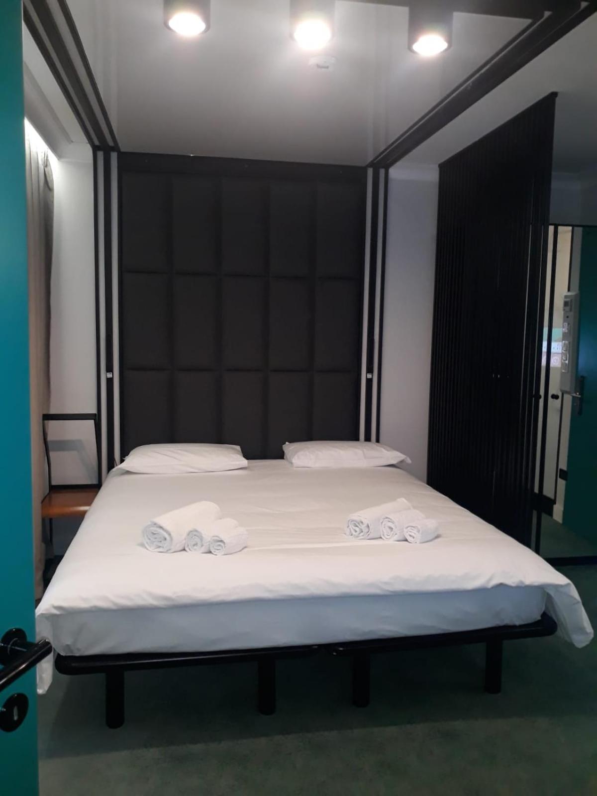 Hotel Celis 3*
