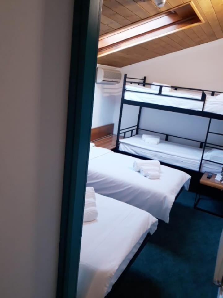 Celis Hotel