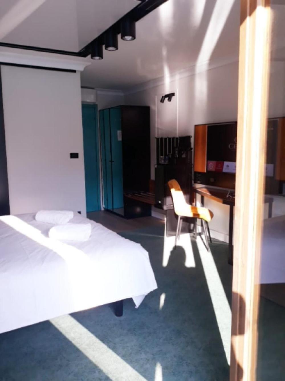 Celis Hotel