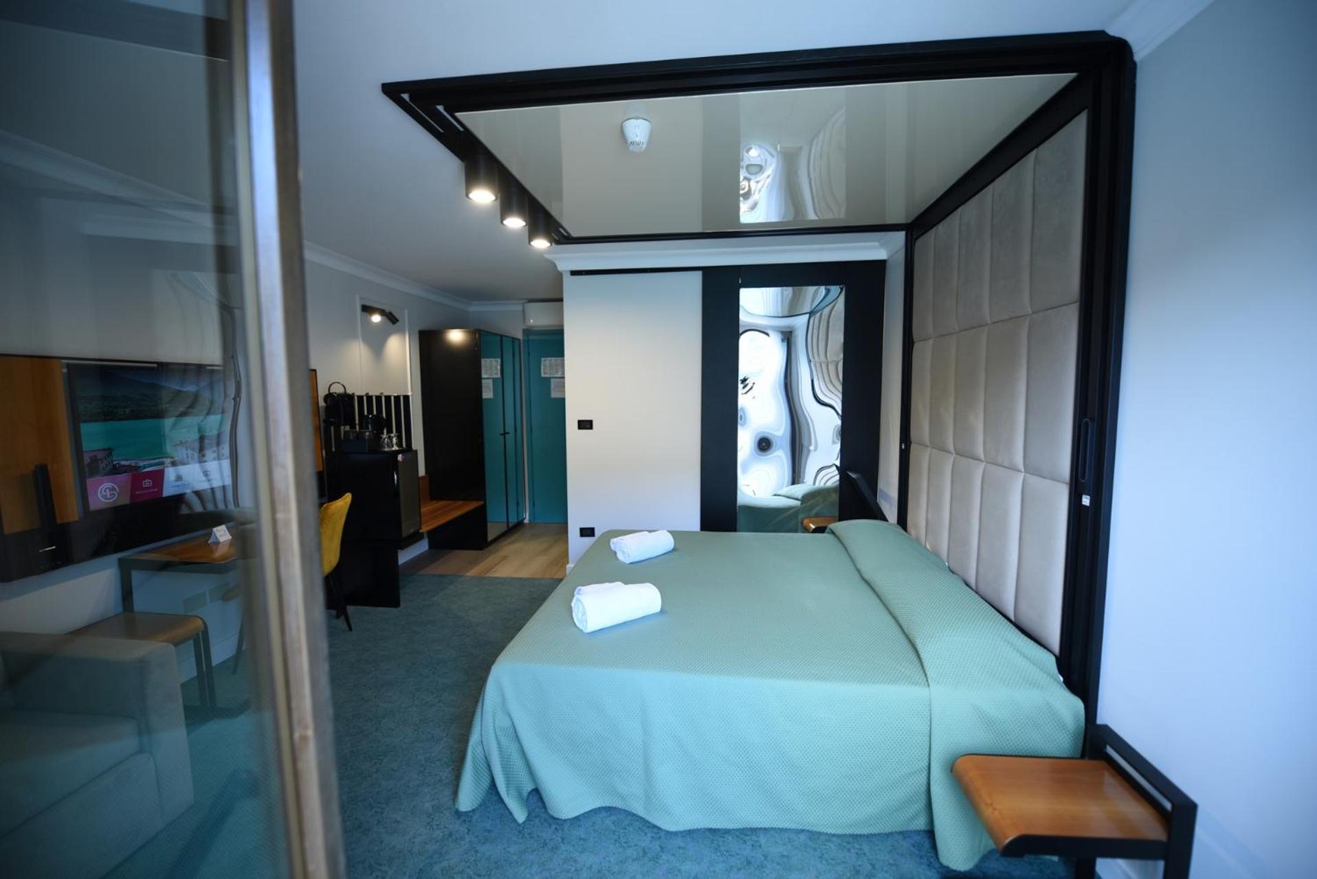 Hotel Celis Barcis