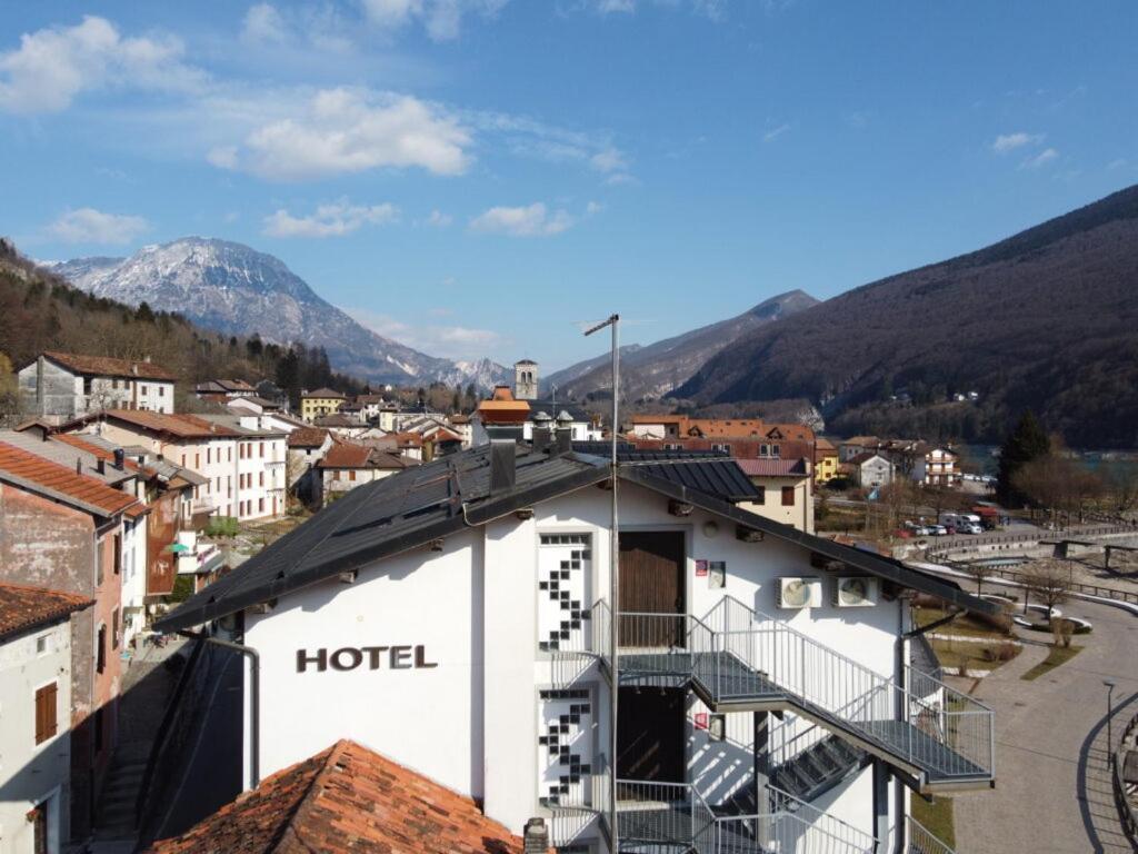 Celis Hotel 3*